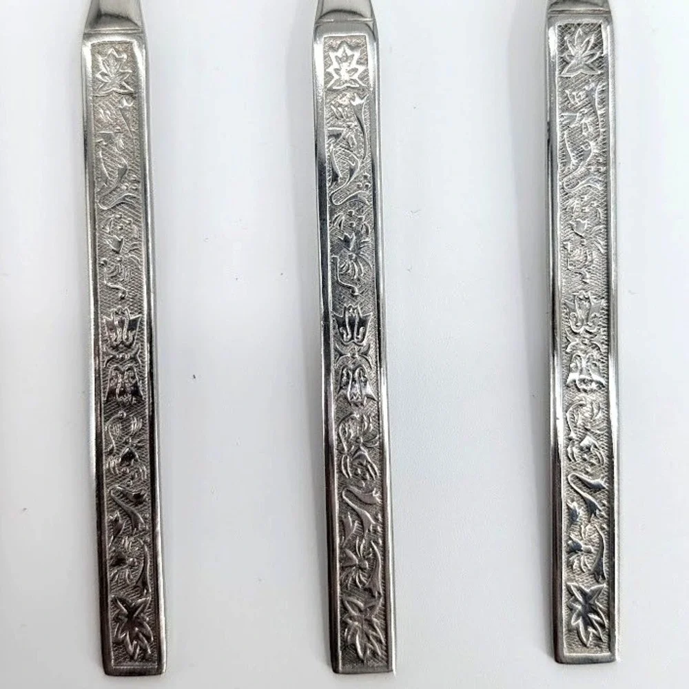 12 Household International Stainless Steel‎ Teaspoons Korea Floral Embossed HMO3